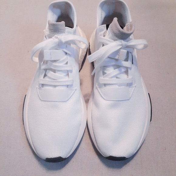 Adidas black and white sneakers - Picture 3 of 10